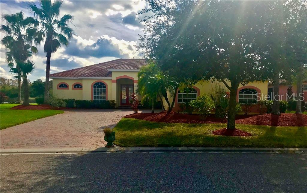 Property Photo: 7554 Camden Harbour Drive FL 34212