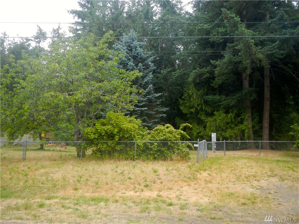 Property Photo: 81 Fern Wy WA 98325