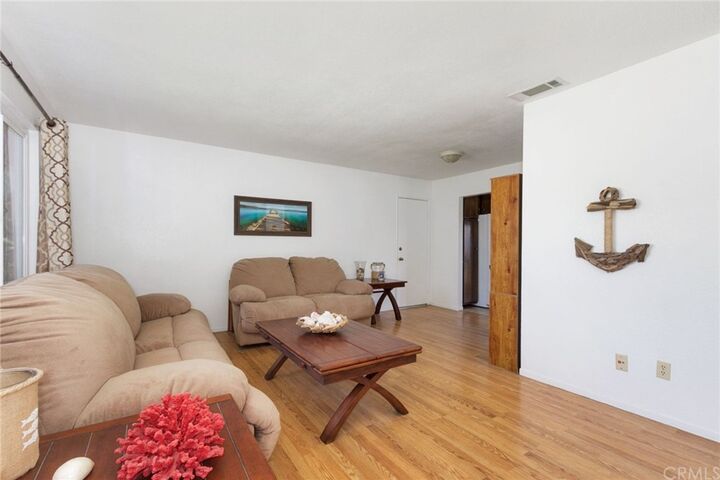 Property Photo: 723 S Glenwood Avenue CA 92376