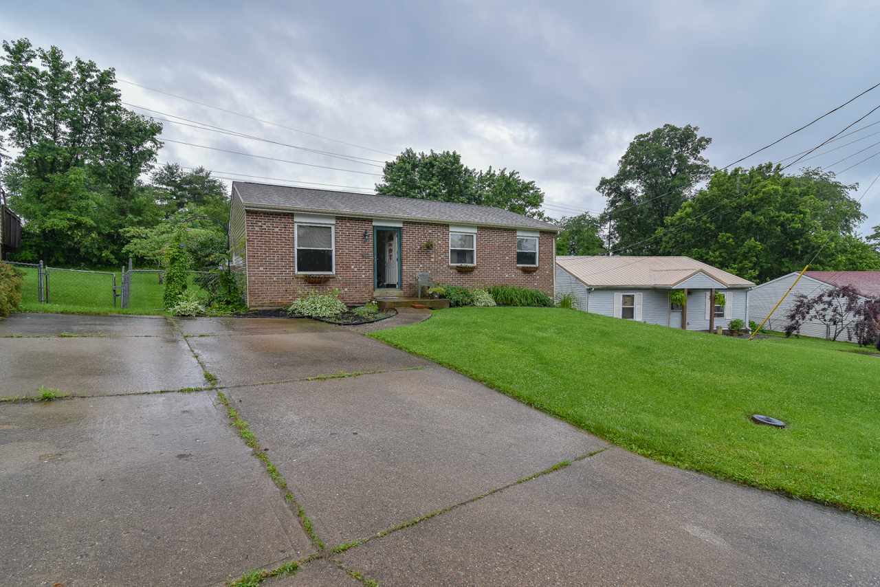 Property Photo:  8 Catalina Drive  KY 41094 