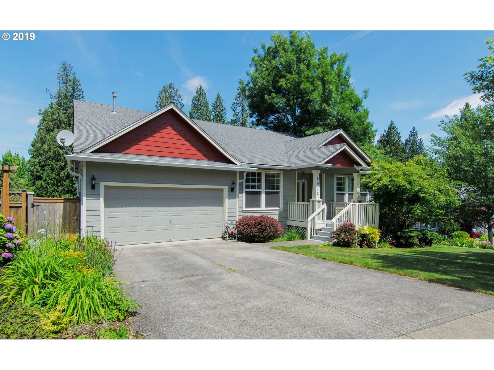 Property Photo: 8912 NE 13th St WA 98664