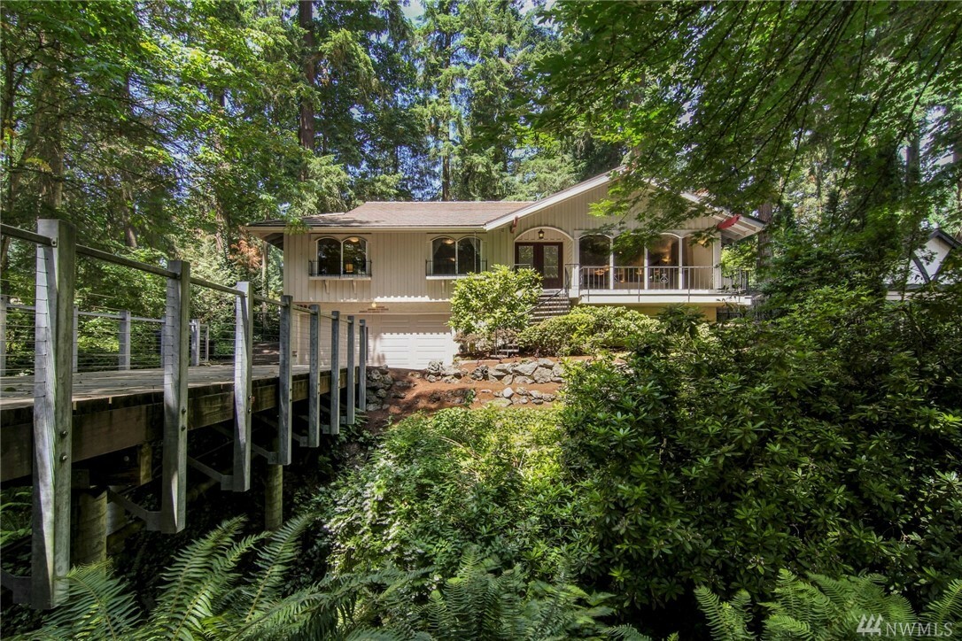 Property Photo:  16646 SE 17th Place  WA 98008 