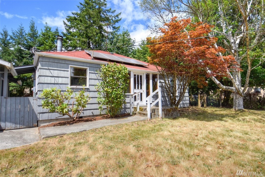 Property Photo:  2525 Sleater Kinney Rd NE  WA 98506 