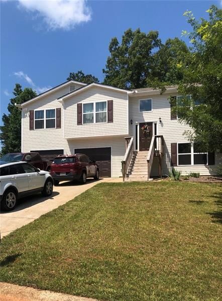 Property Photo: 22 Thorn Thicket Way 30153