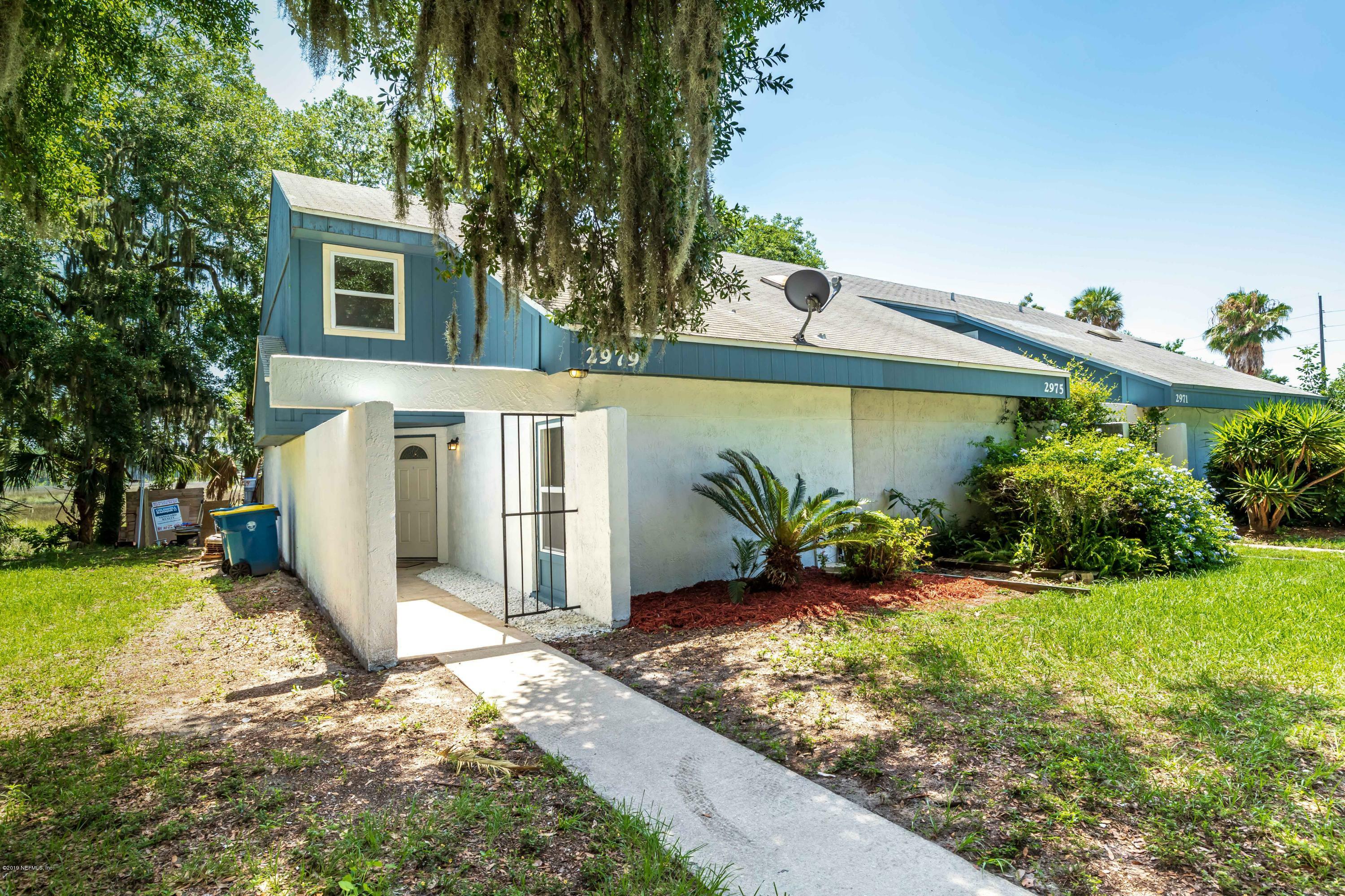 Property Photo:  2979 Bayshore Drive E  FL 32233 