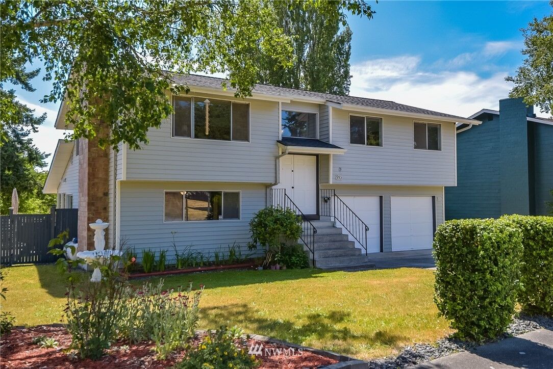 Property Photo:  953 NW Illahee Drive  WA 98277 