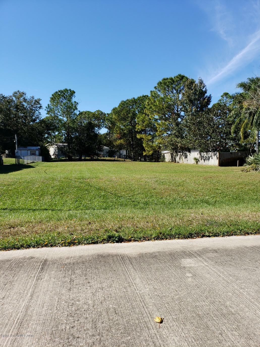 Property Photo:  4772 Cambridge Drive  FL 32754 