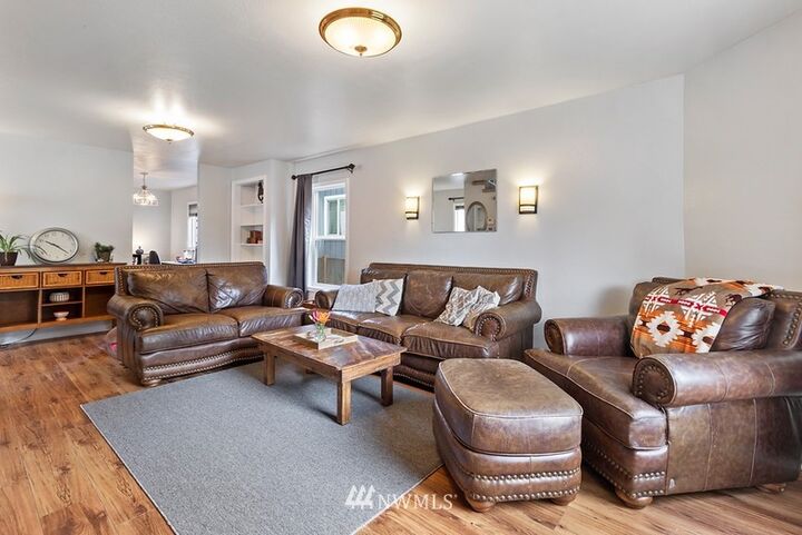 Property Photo:  5818 S Warner Street  WA 98409 