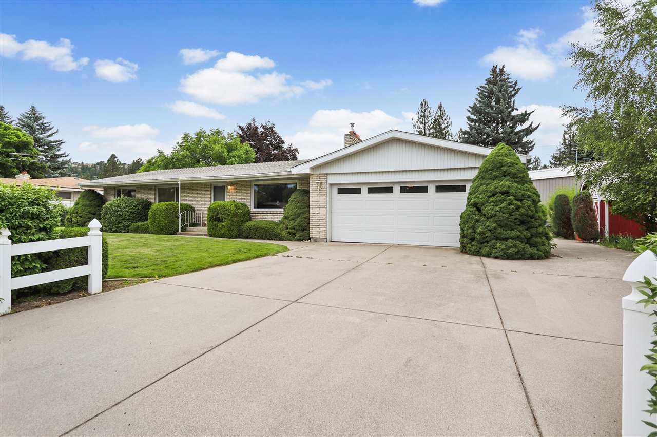 Property Photo:  8921 N Country Homes Blvd  WA 99218 