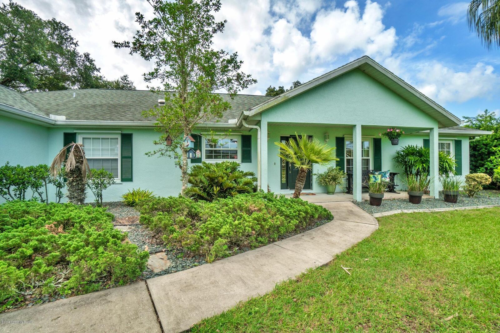 Property Photo: 3455 Sunset Avenue FL 32754