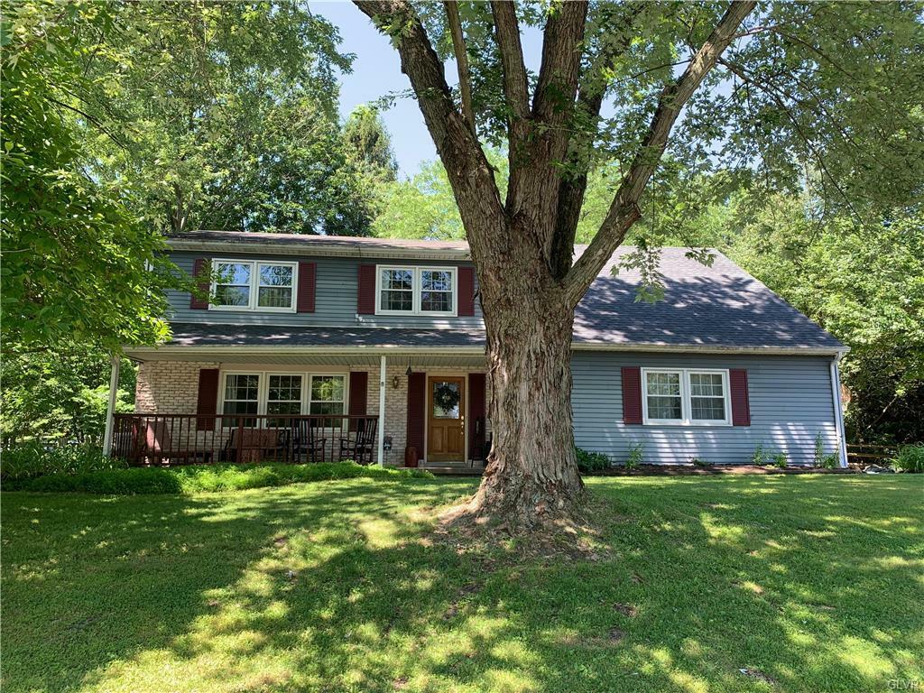 Property Photo:  1667 Marick Circle  PA 18015 