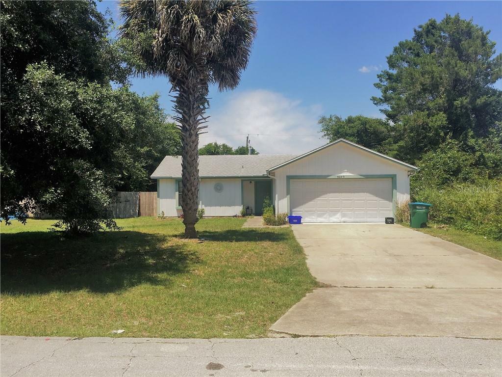 Property Photo:  3240 Butterfield Street  FL 32738 