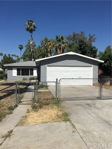 Property Photo: 2950 Park Avenue CA 92404