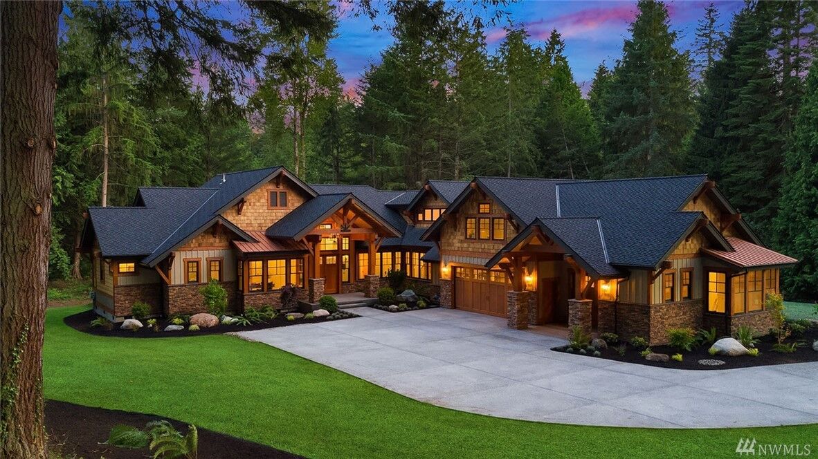 Property Photo:  15723 NE 191st St  WA 98072 