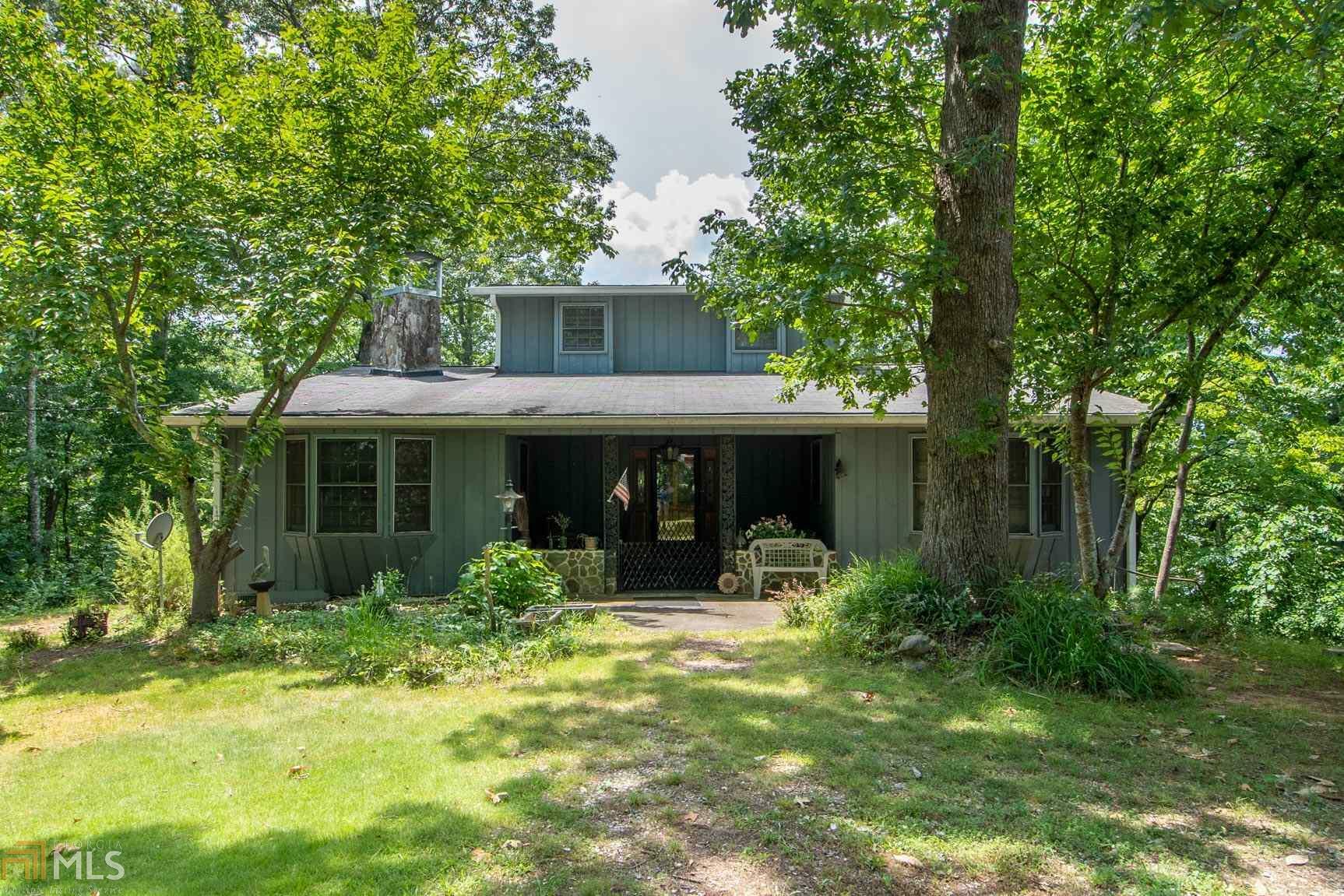 Property Photo: 6135 Oak Hill Dr GA 30542
