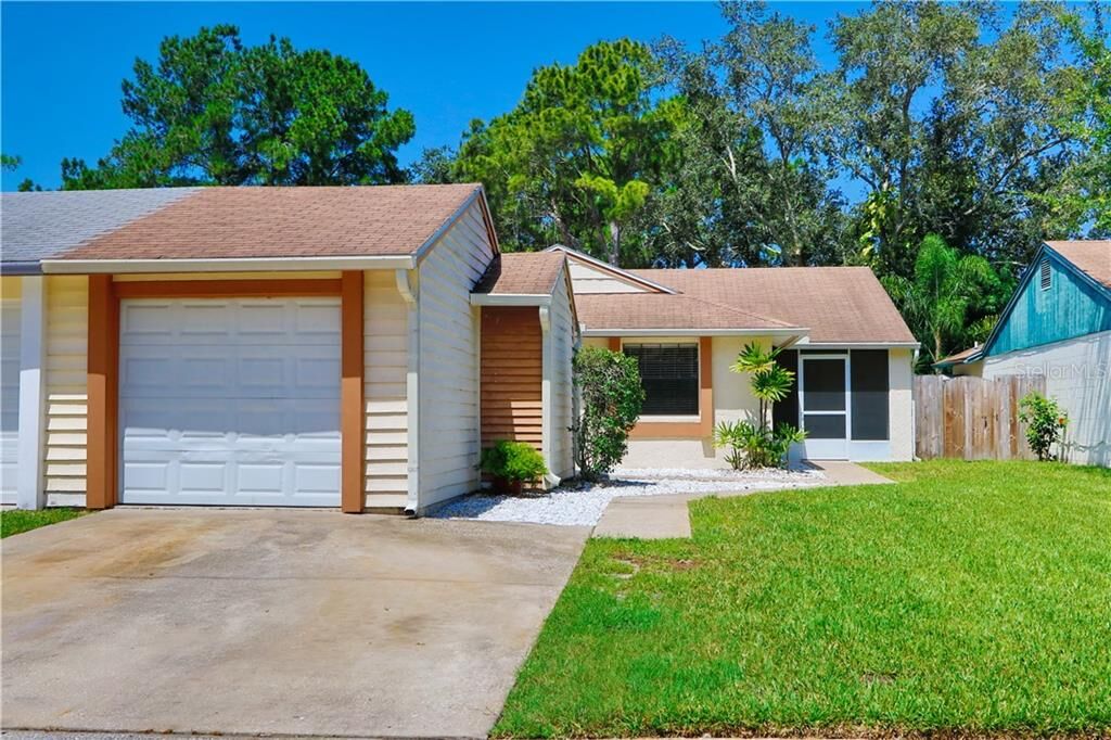 Property Photo:  3205 Russett Drive  FL 33618 