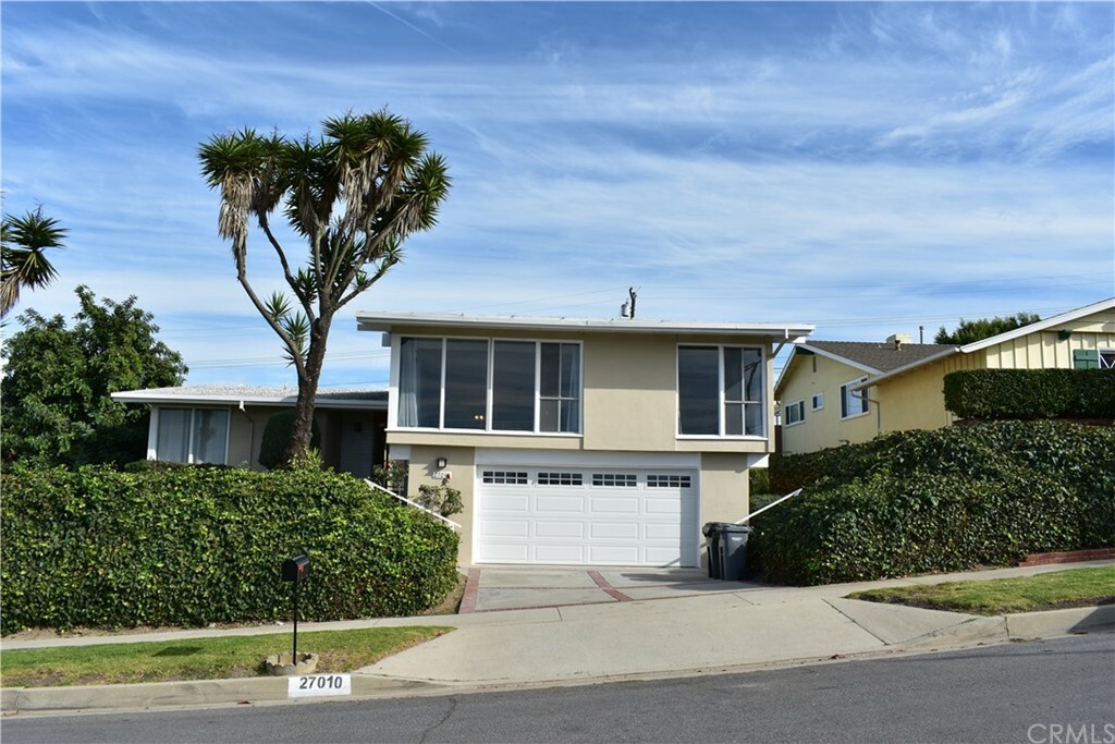 Property Photo:  27010 Whitestone Road  CA 90275 