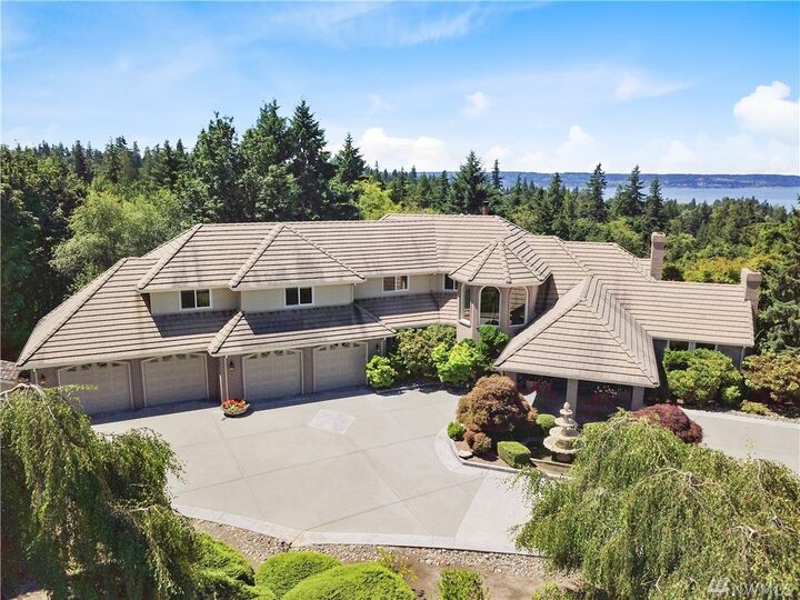 5116 Harbor Lane  Everett WA 98203 photo
