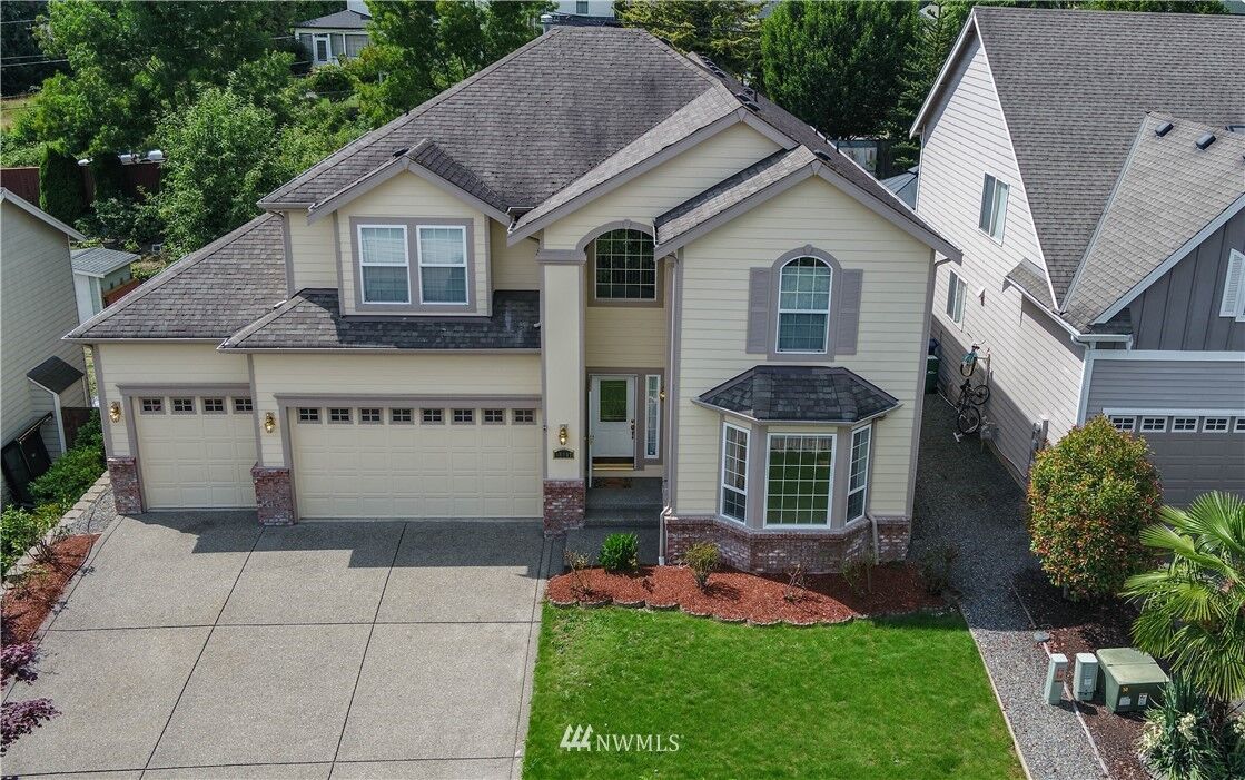 Property Photo: 38017 34th Court S WA 98001