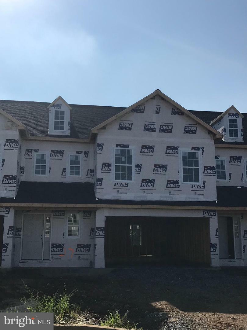 Property Photo: 93 Cortland Crossing Lot 27 PA 17078