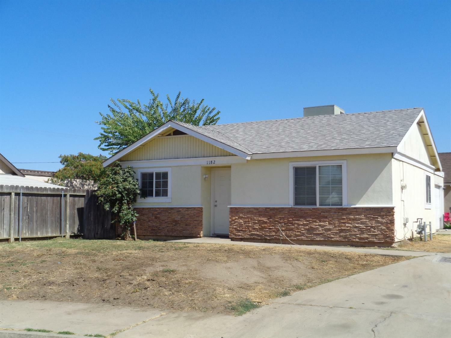 1182 Cabrillo Drive  Tulare CA 93274 photo