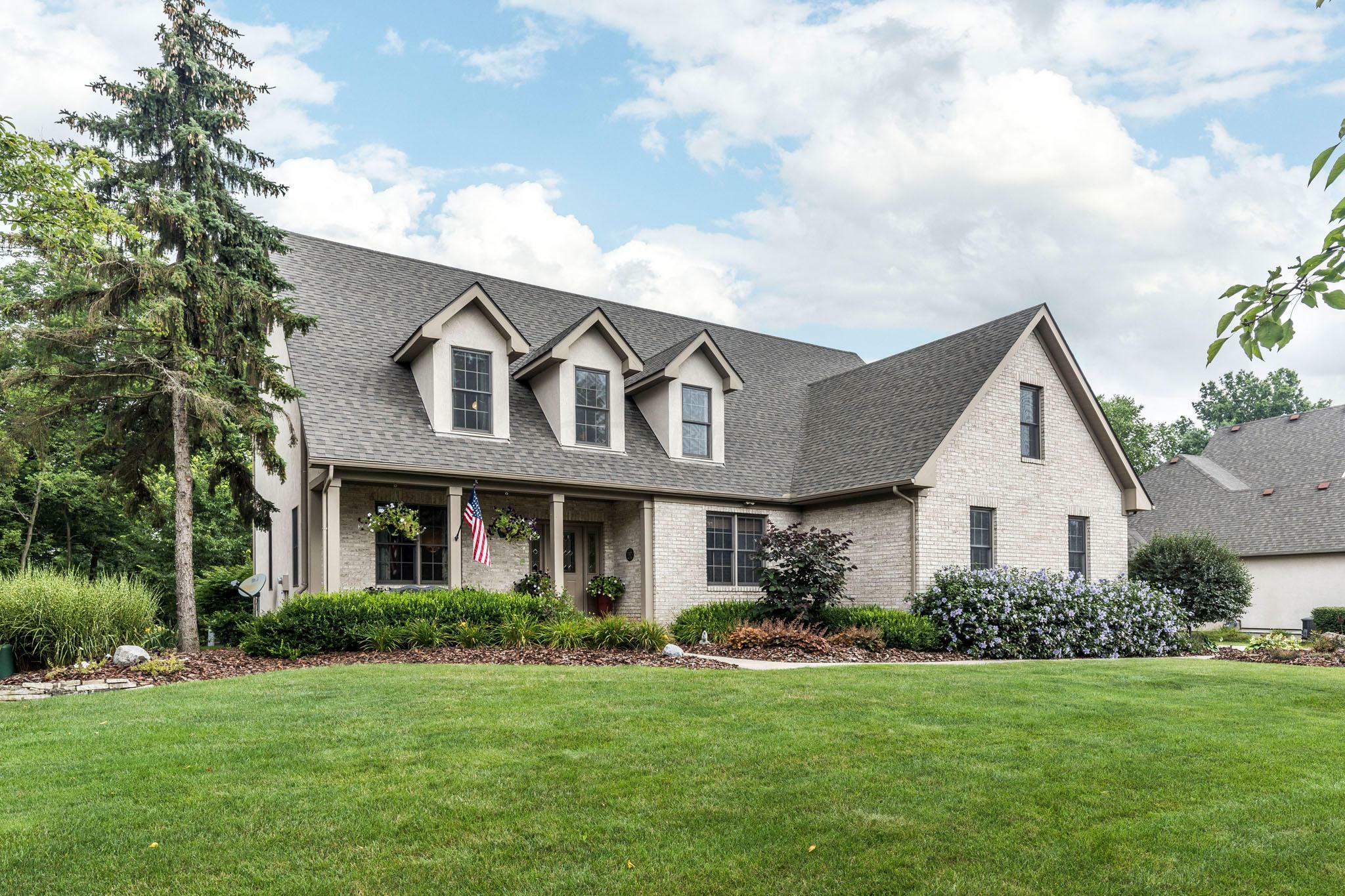 Property Photo: 8824 Chateau Drive OH 43147