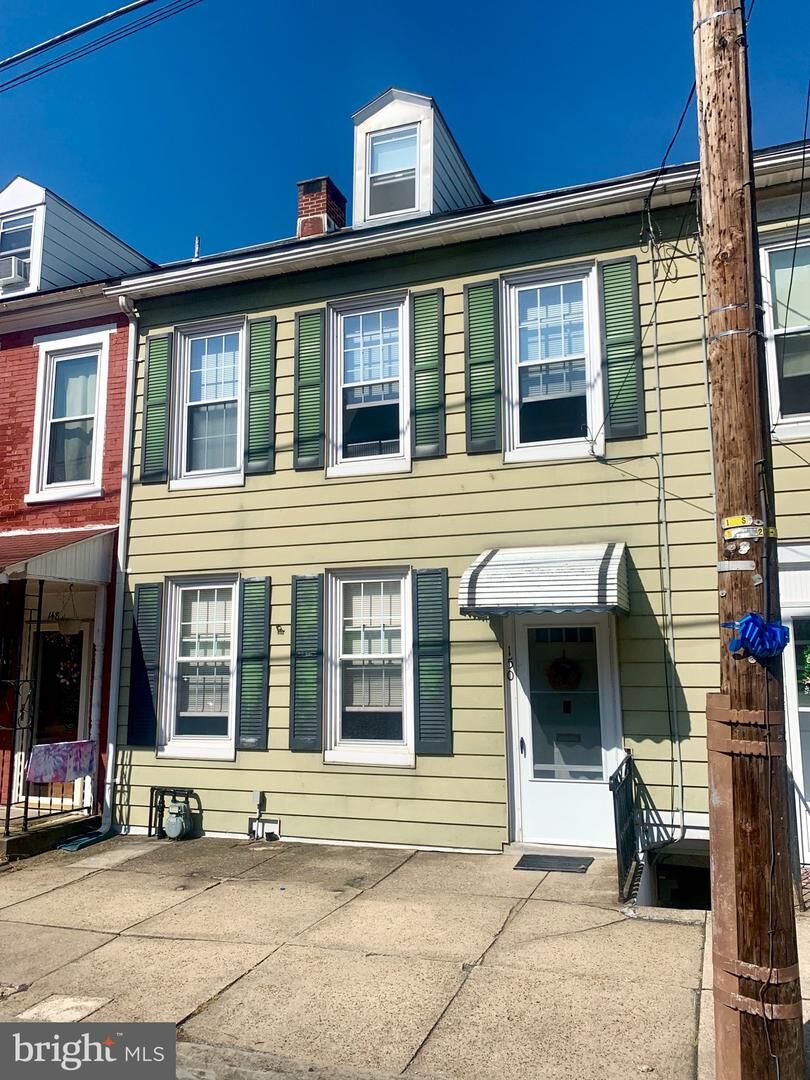 Property Photo:  150 N 3rd Street  PA 19526 