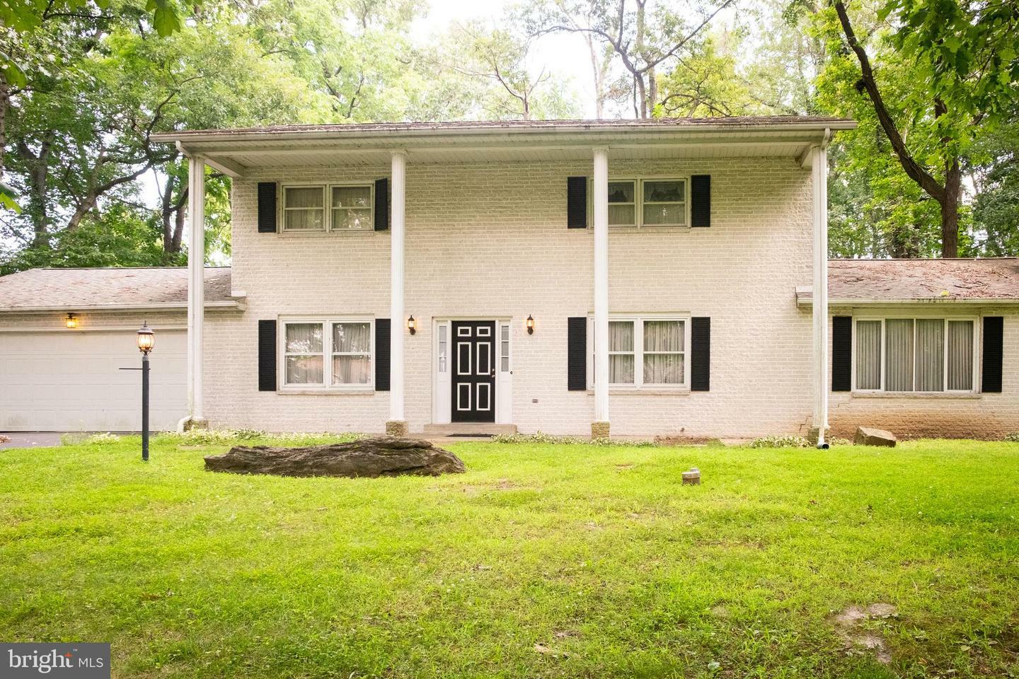 Property Photo: 105 Hickory Road PA 17015