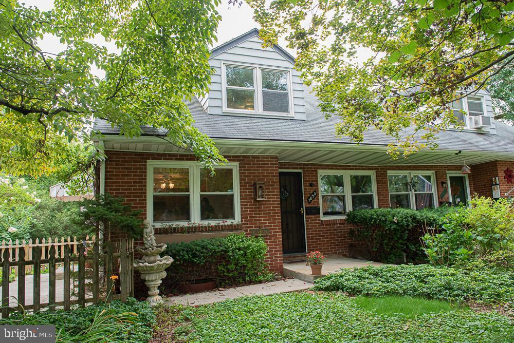 Property Photo:  1634 Oregon Boulevard  PA 17601 