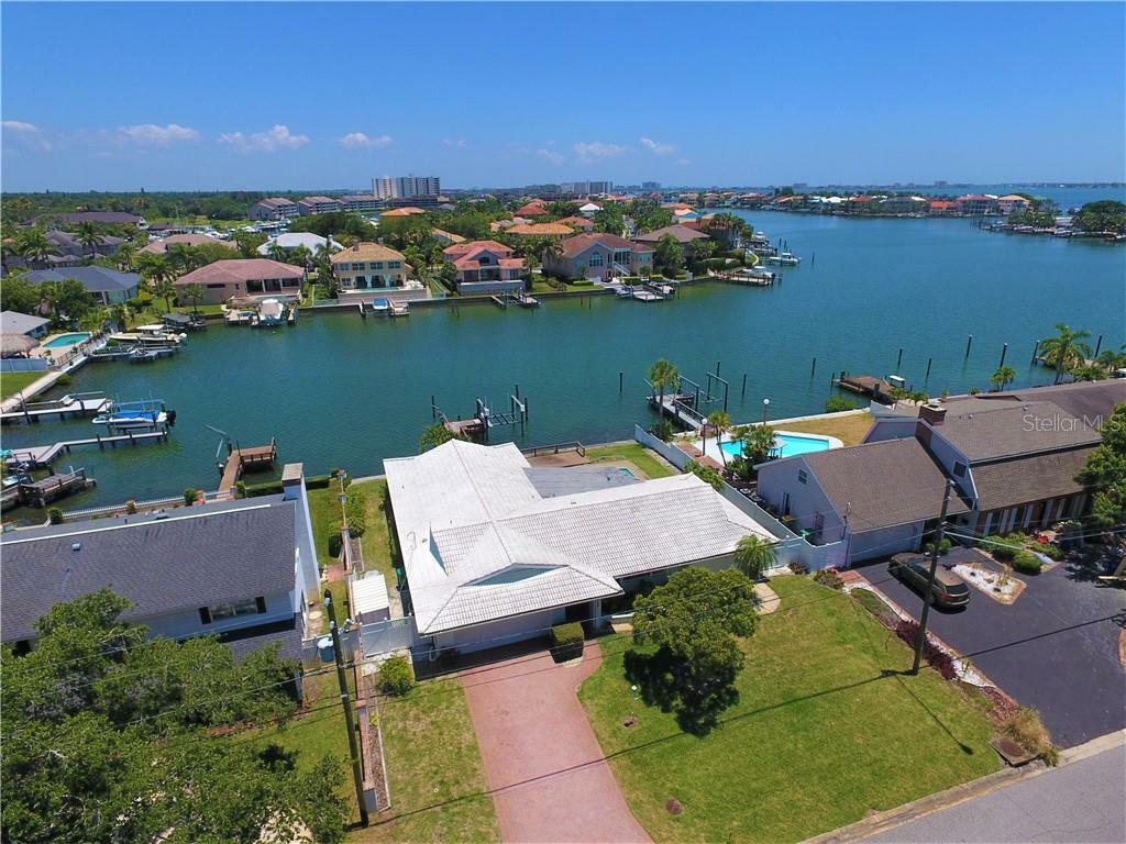 Property Photo:  2180 Dolphin Boulevard S  FL 33707 