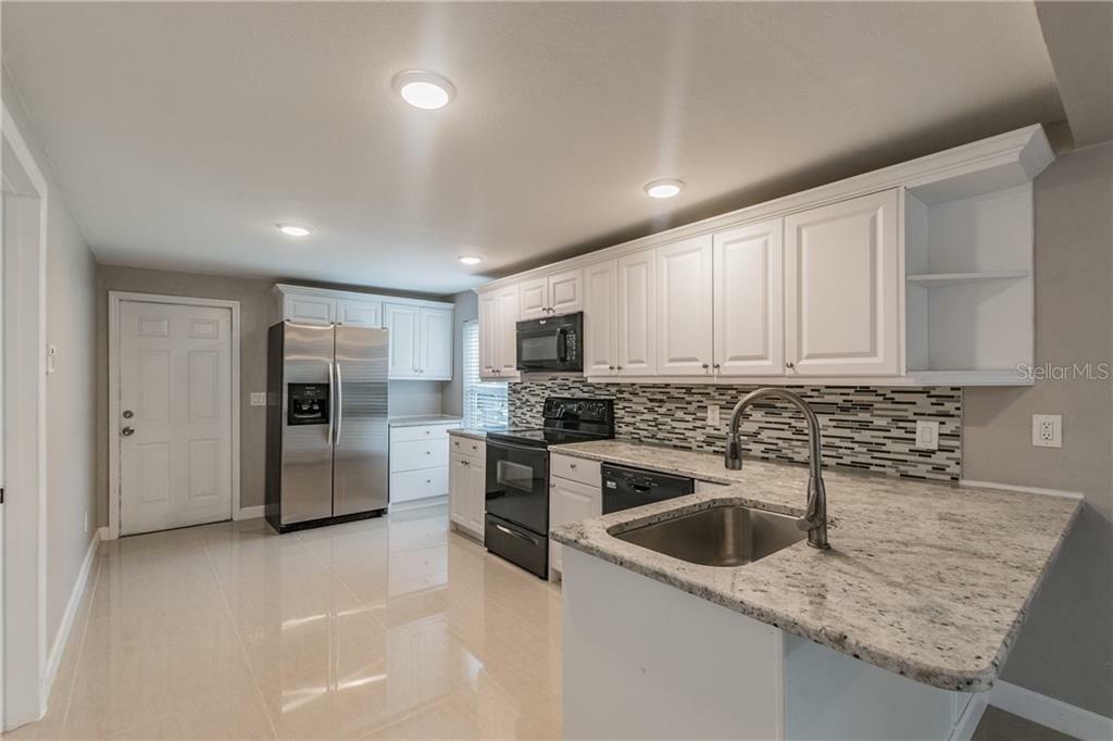 Property Photo:  6701 N Wellington Avenue  FL 33604 