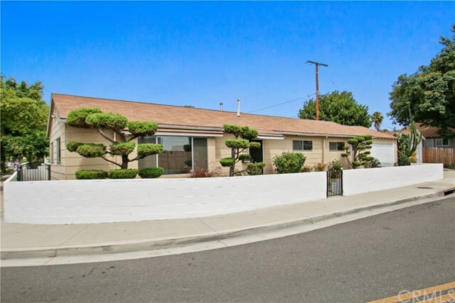 Property Photo:  5131 Linden Avenue  CA 90805 