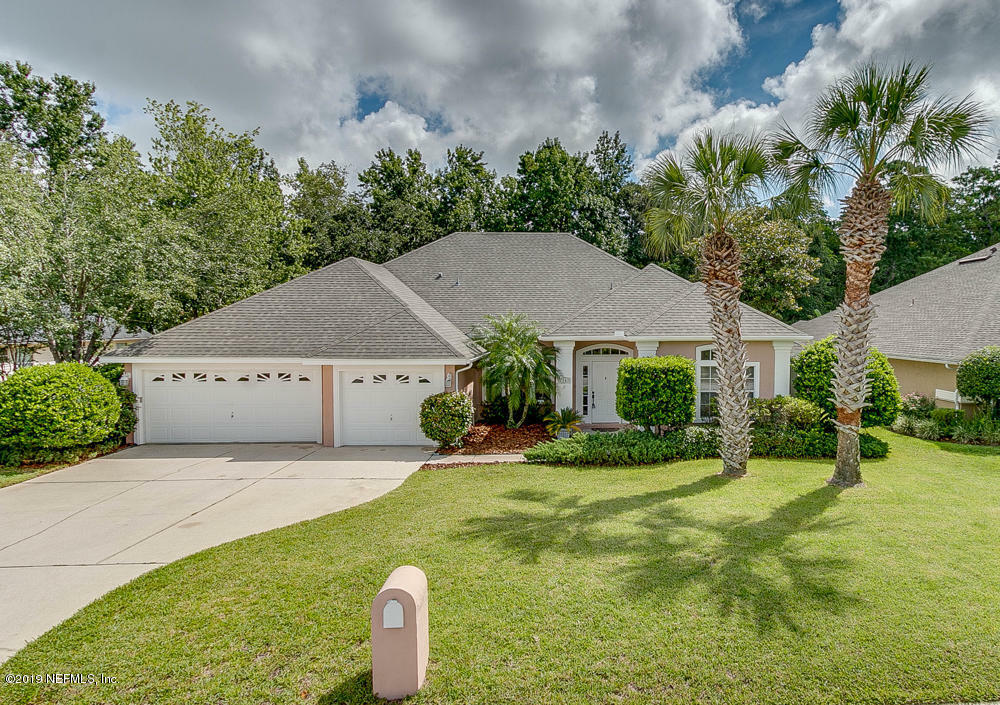 Property Photo:  2367 Foxhaven Drive E  FL 32224 