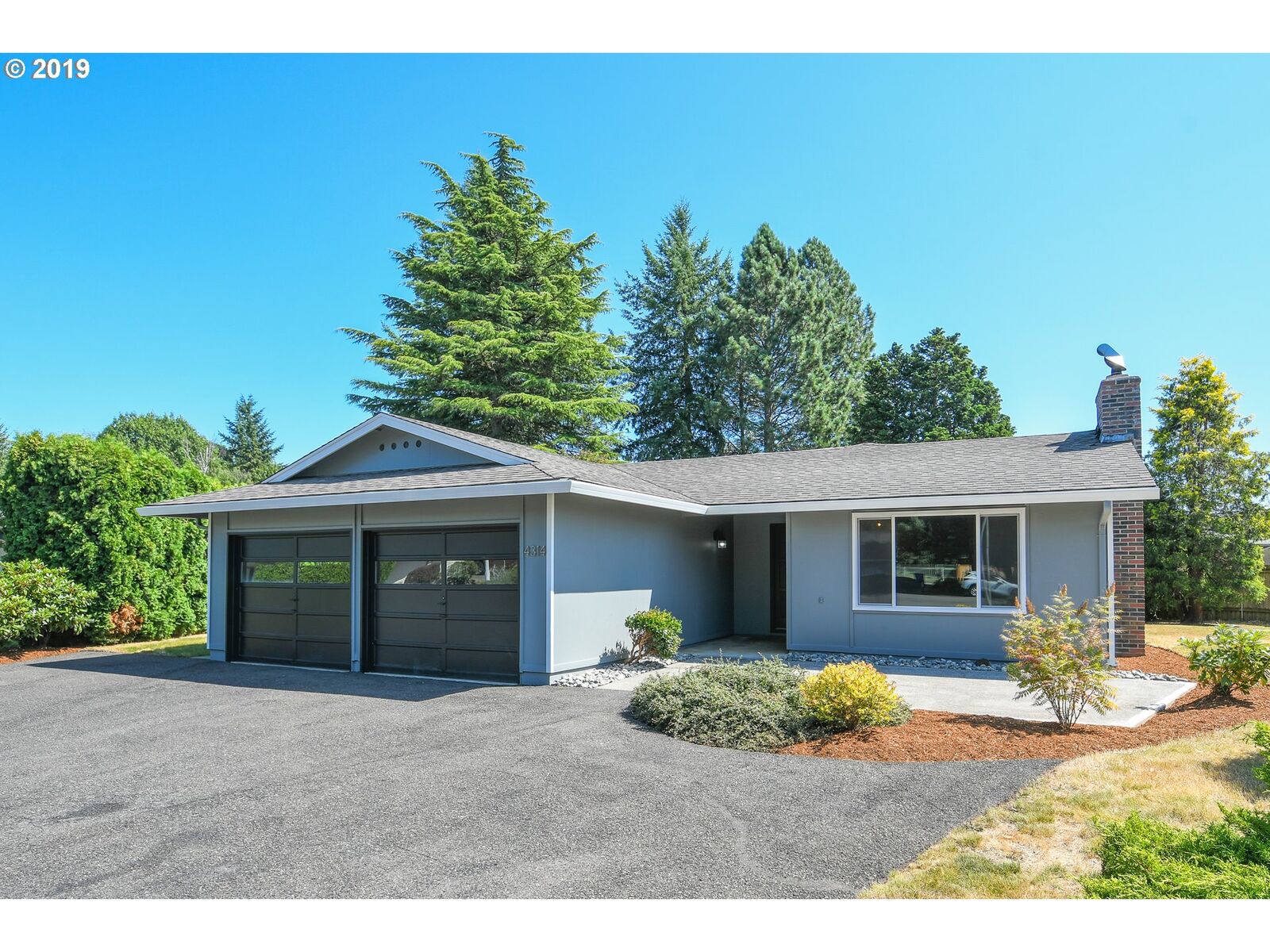 Property Photo: 4314 F Cir WA 98671