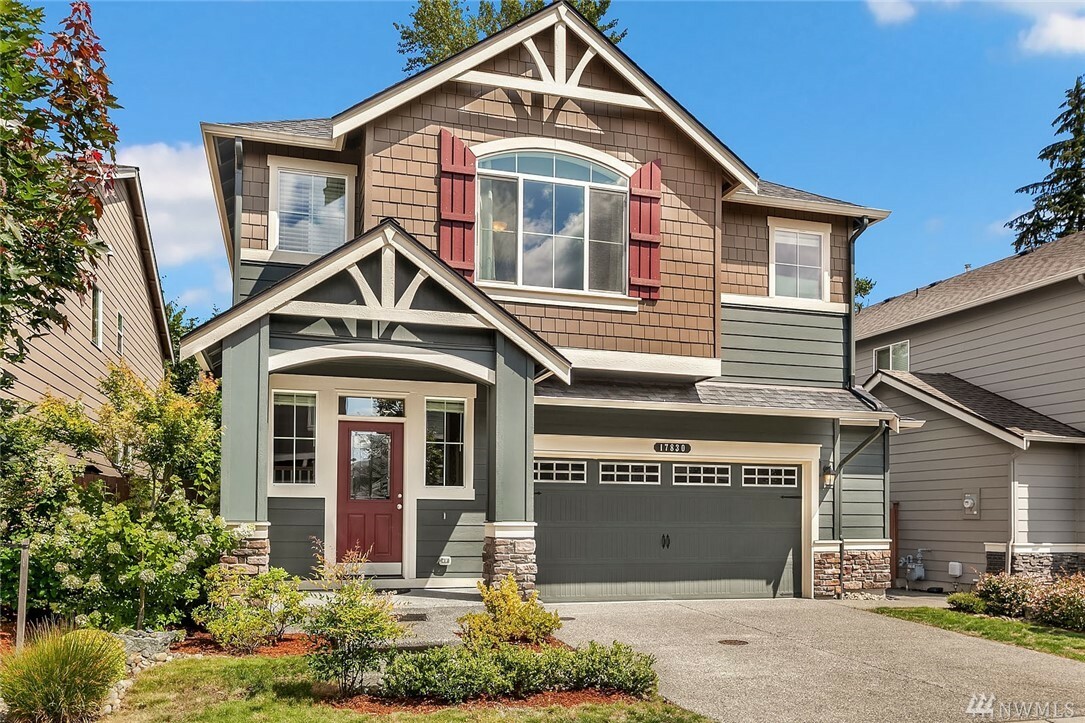 Property Photo: 17830 SE 188th Place WA 98058