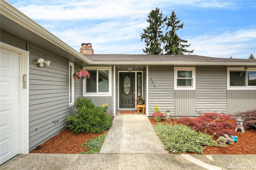 Property Photo: 5017 161st St E WA 98446
