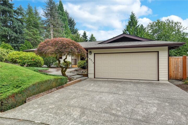 Property Photo: 16315 NE 98th Place WA 98052