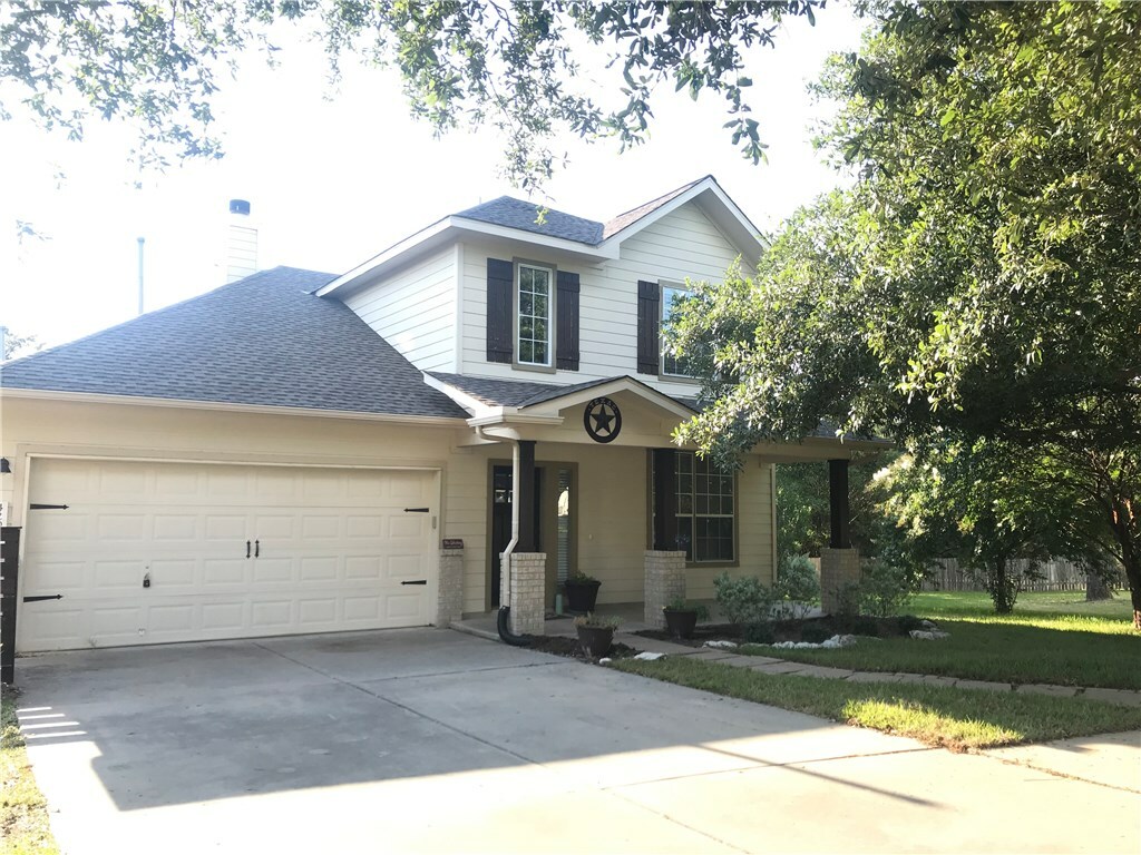 Property Photo:  420 Hanover Court  TX 78633 