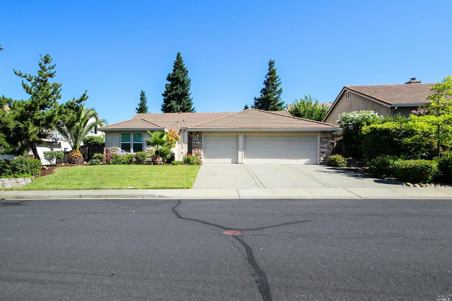 Property Photo:  2830 Watson Court  CA 94534 