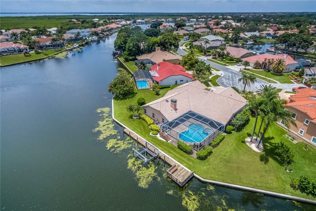 Property Photo:  4802 Longwater Way  FL 33615 