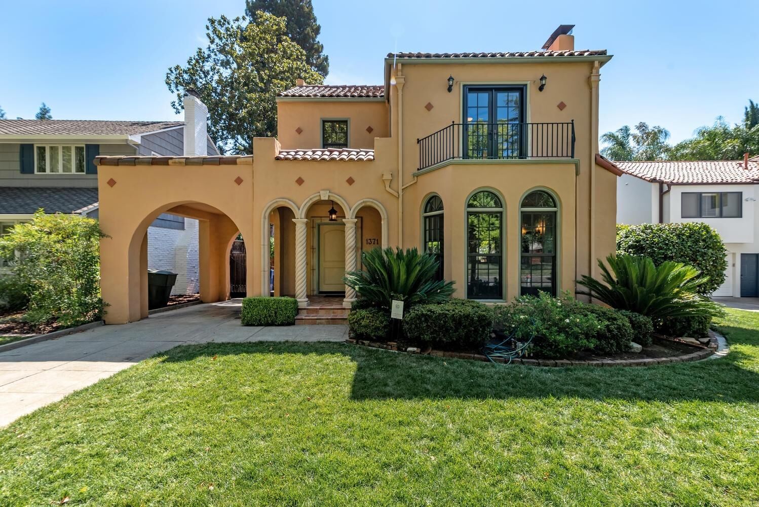 Property Photo:  1371 46th Street  CA 95819 