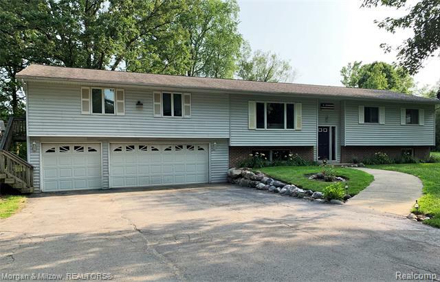 Property Photo:  5959 Echo Lane  MI 48371 