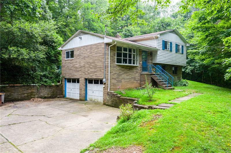 Property Photo:  514 Crawford Rd  PA 15237 