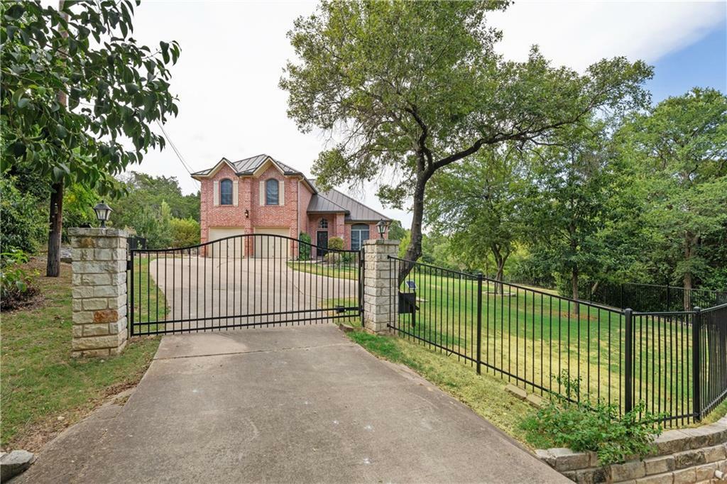 Property Photo:  204 Cassidy Court  TX 78628 