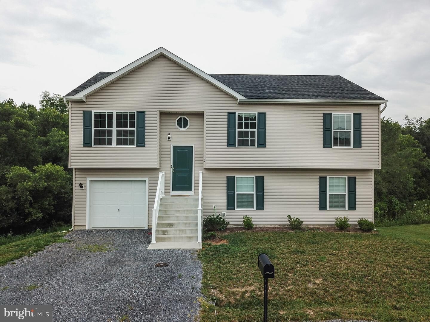 Property Photo: 146 McKinley Court WV 25428