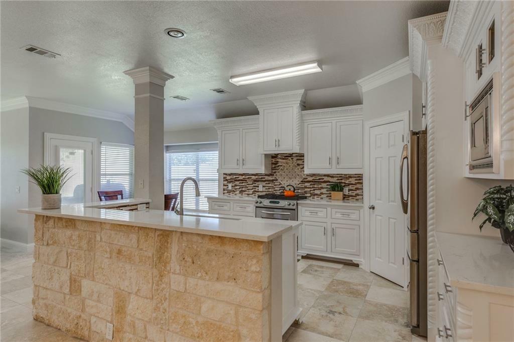 Property Photo:  8220 Mossberg Drive  TX 76002 