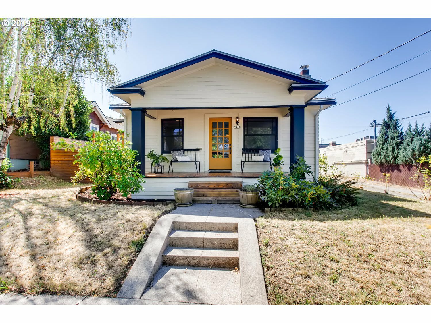 Property Photo:  7405 N Burrage Ave  OR 97217 