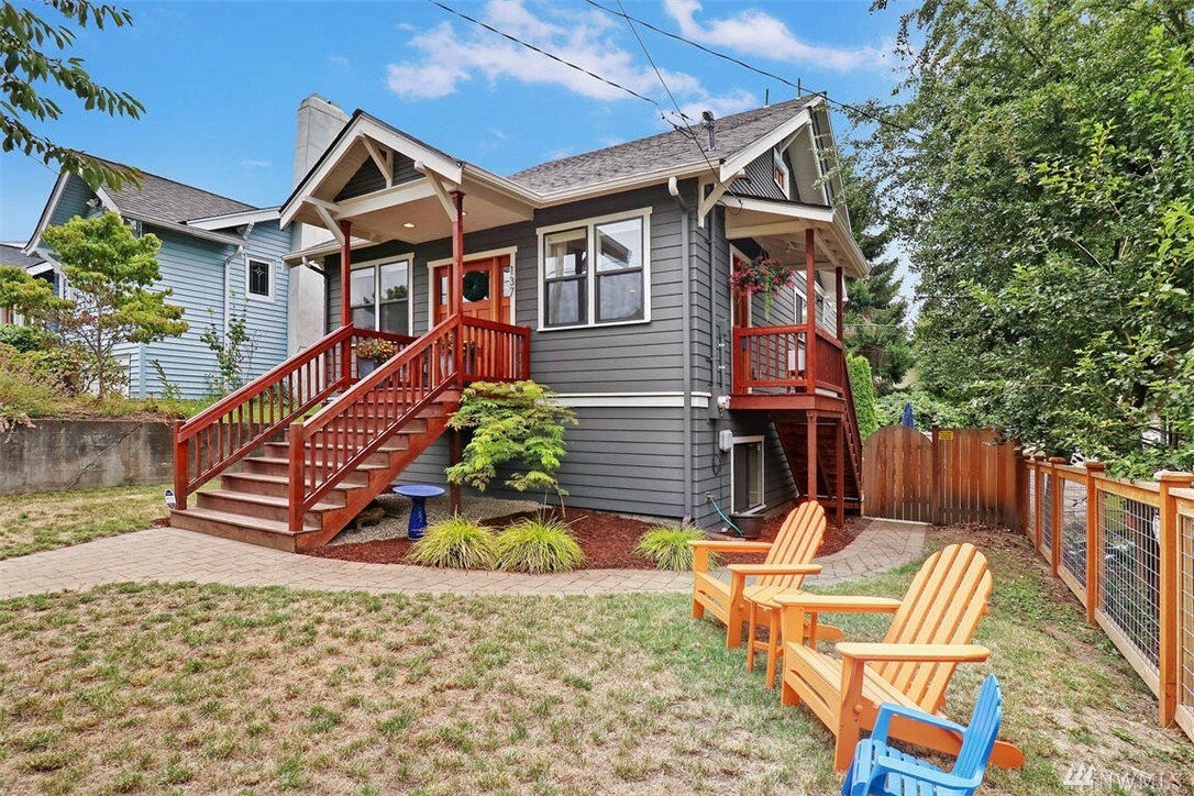 Property Photo: 137 NW 83rd St WA 98117