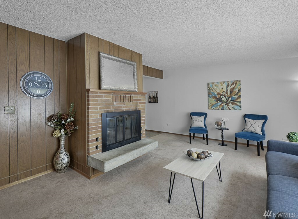 Property Photo: 16646 SE 134th St WA 98059