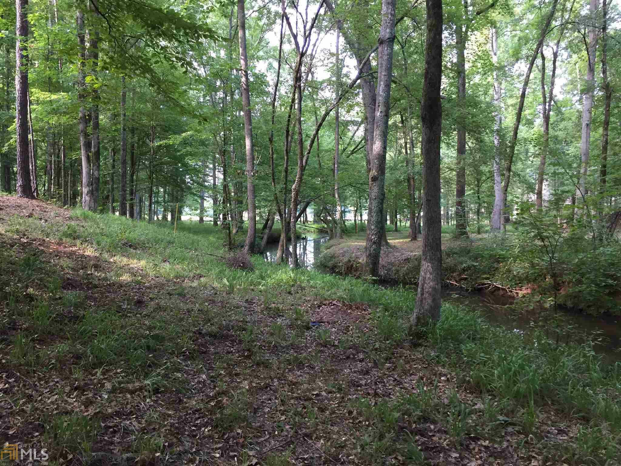 Property Photo: 1121 Pinehurst Dr 1214 GA 30642